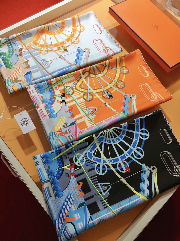 Hermes silk Scarf 90X90cm E22